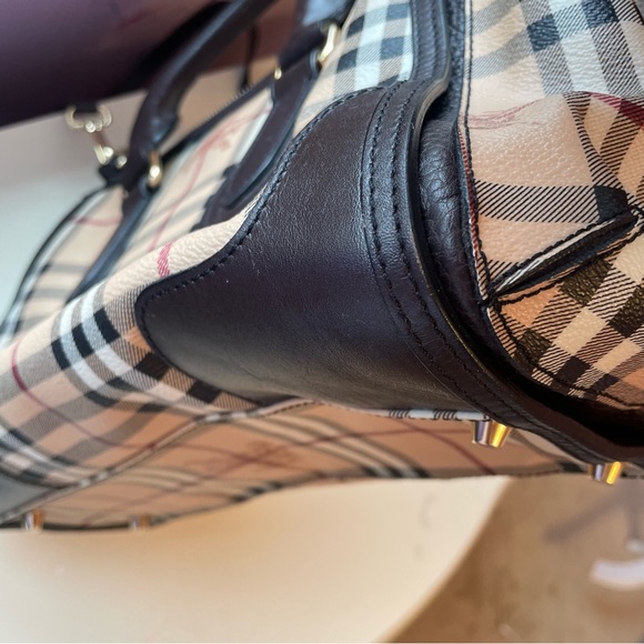 Burberry Haymarket Gladstone tote shoulder bag - Picture 6 of 16